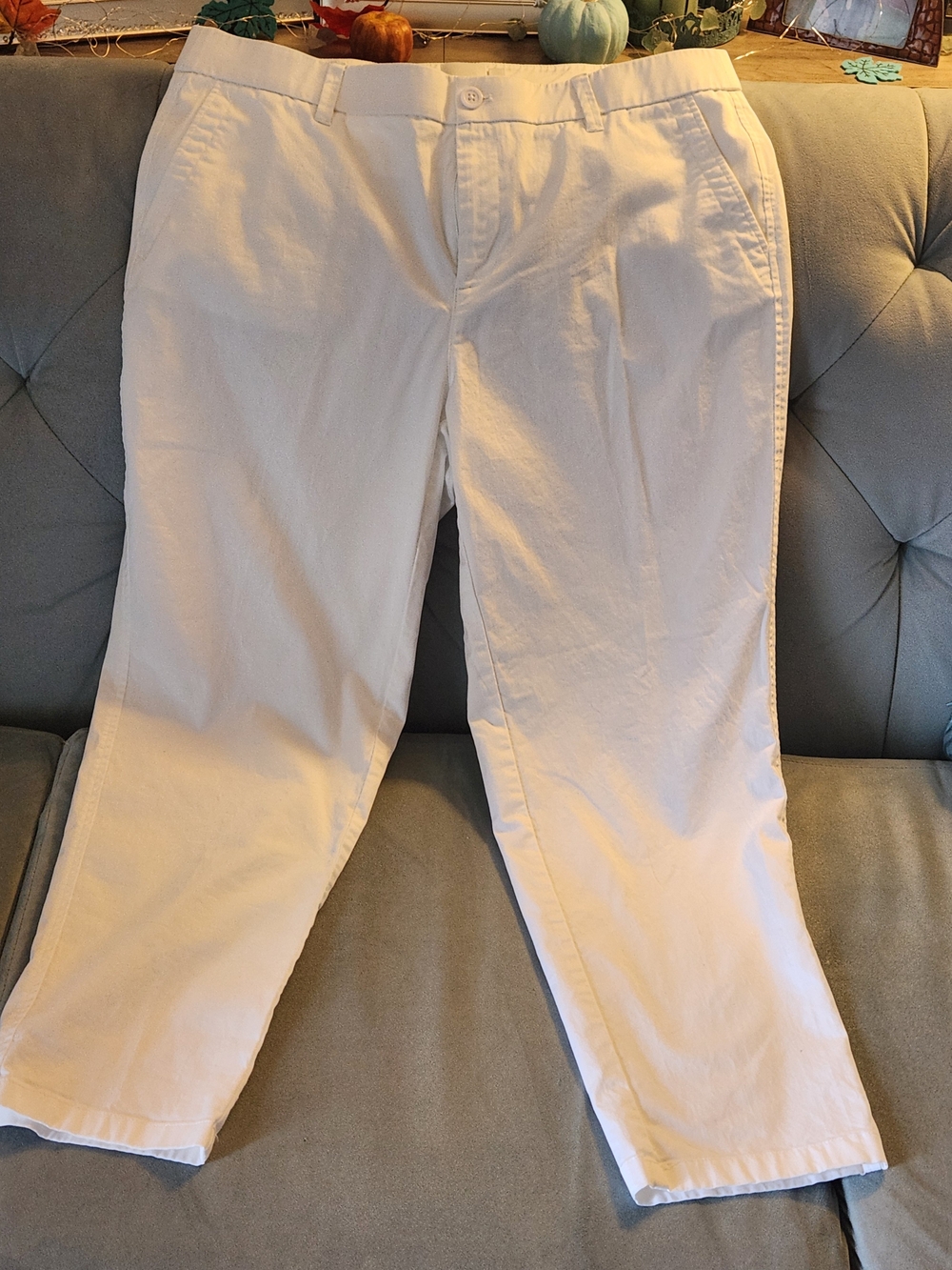Rafaella White Women's Chino Pants
